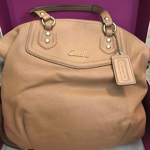 👜 COACH MADISON SATCHEL 👜 REDUCED!